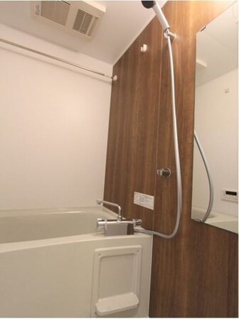 FIORE KOMAGOMEの物件内観写真